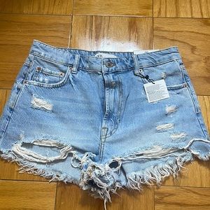 ZARA The High Waist Short. Denim Blue Shorts with Tag. Never worn.
